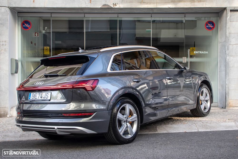 Audi e-tron 55 quattro S line - 50