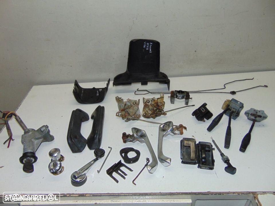 Ford Escort MK I 3PT - várias peças - 3