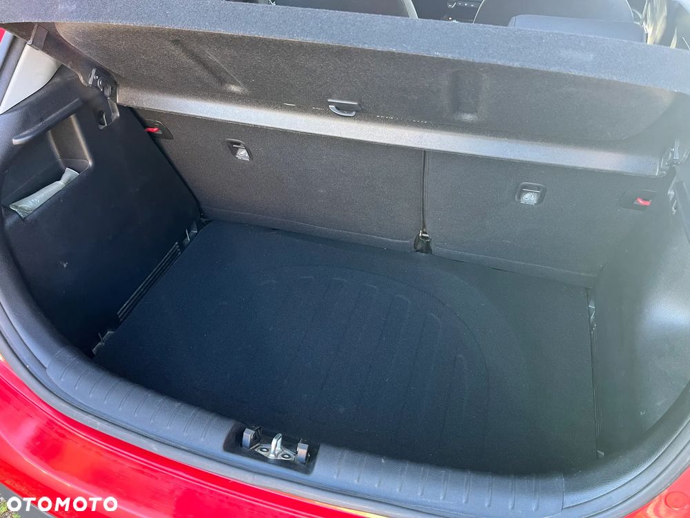Kia Rio 1.2 L - 20