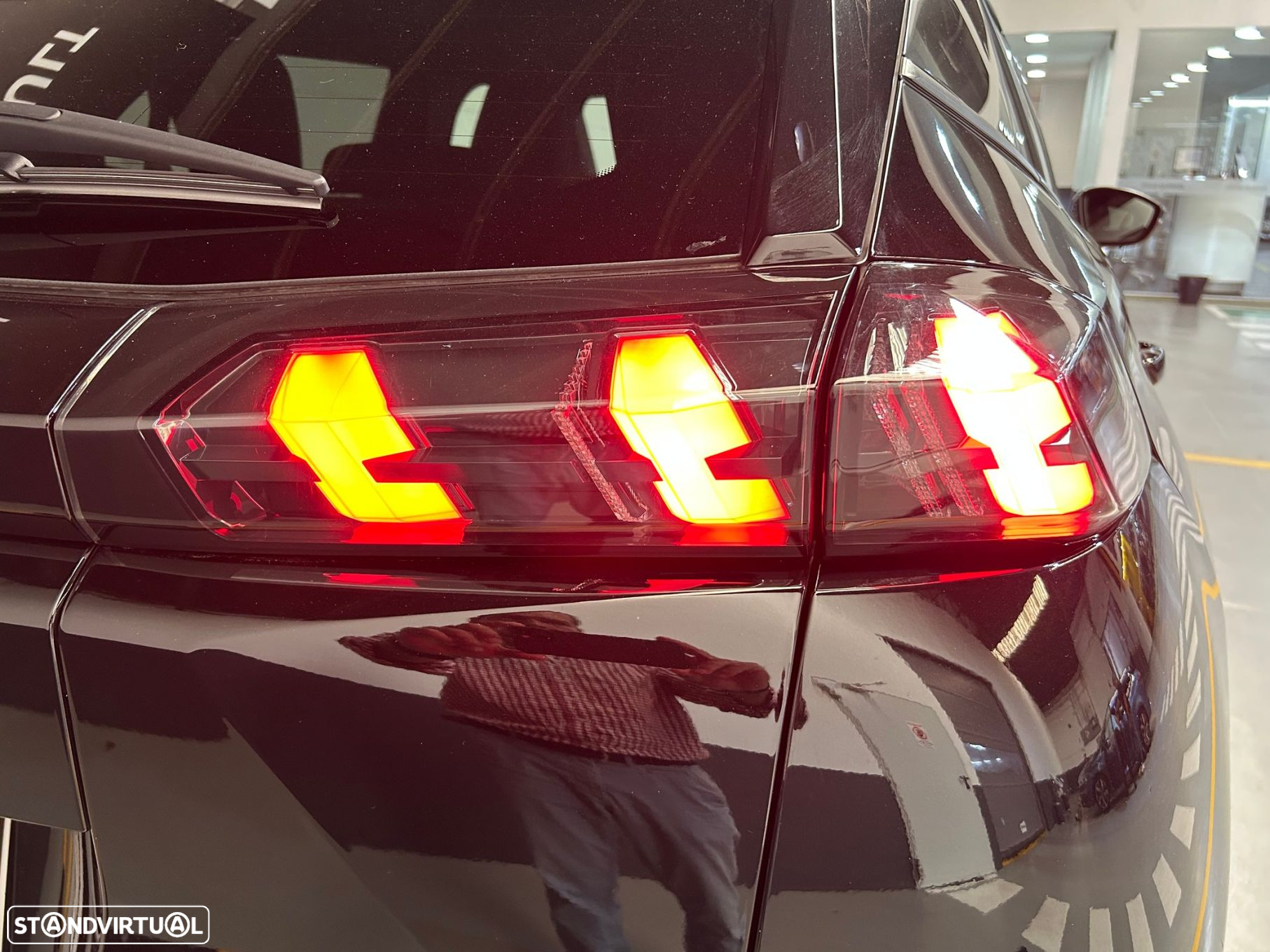 Peugeot 2008 1.2 PureTech Allure Pack - 9