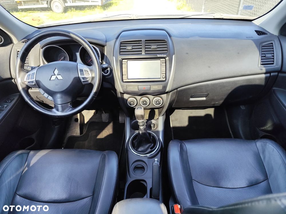 Mitsubishi ASX 1.8 DI-D 2WD Instyle - 16