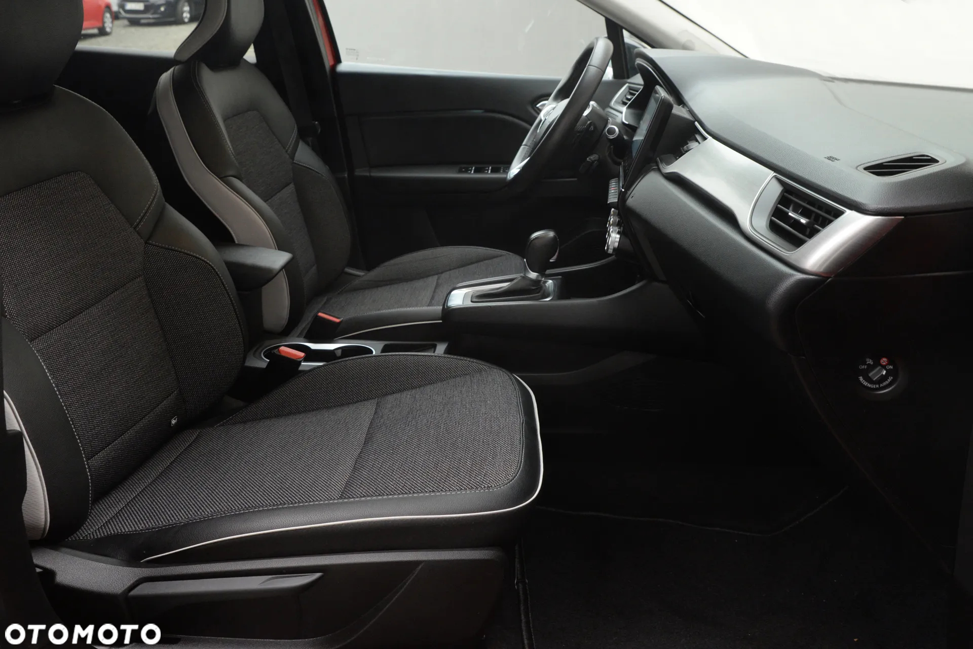 Renault Captur 1.3 TCe Intens EDC - 35