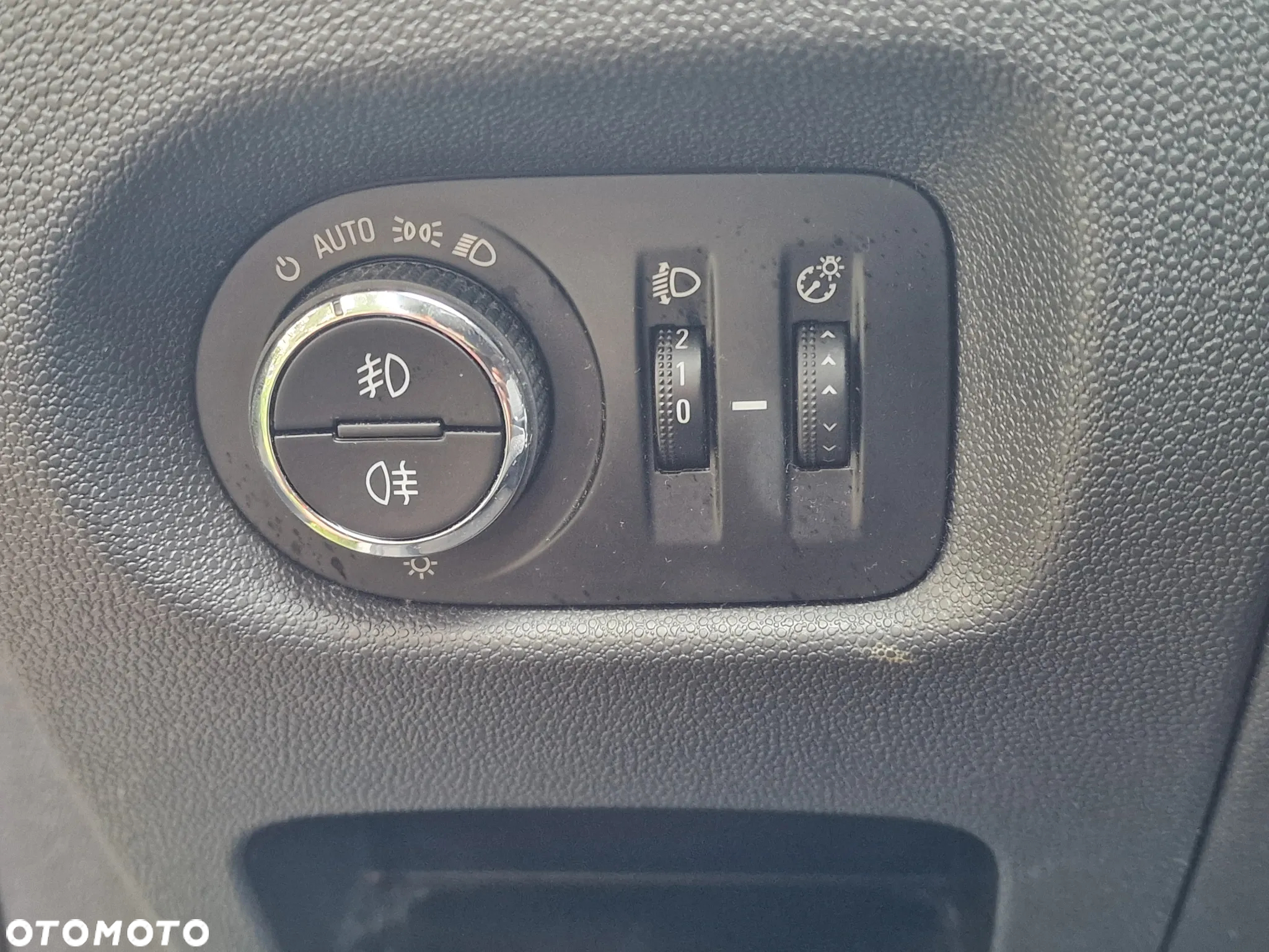 Opel Corsa - 22