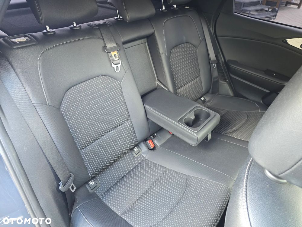 Kia XCeed - 14