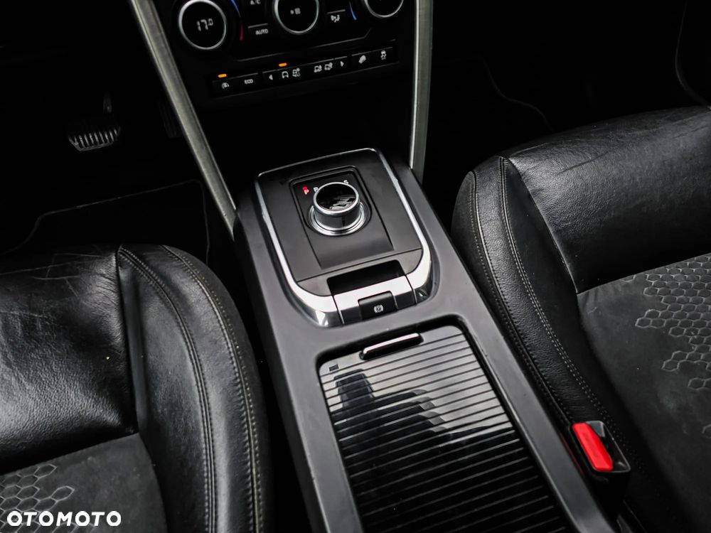 Land Rover Discovery Sport - 10