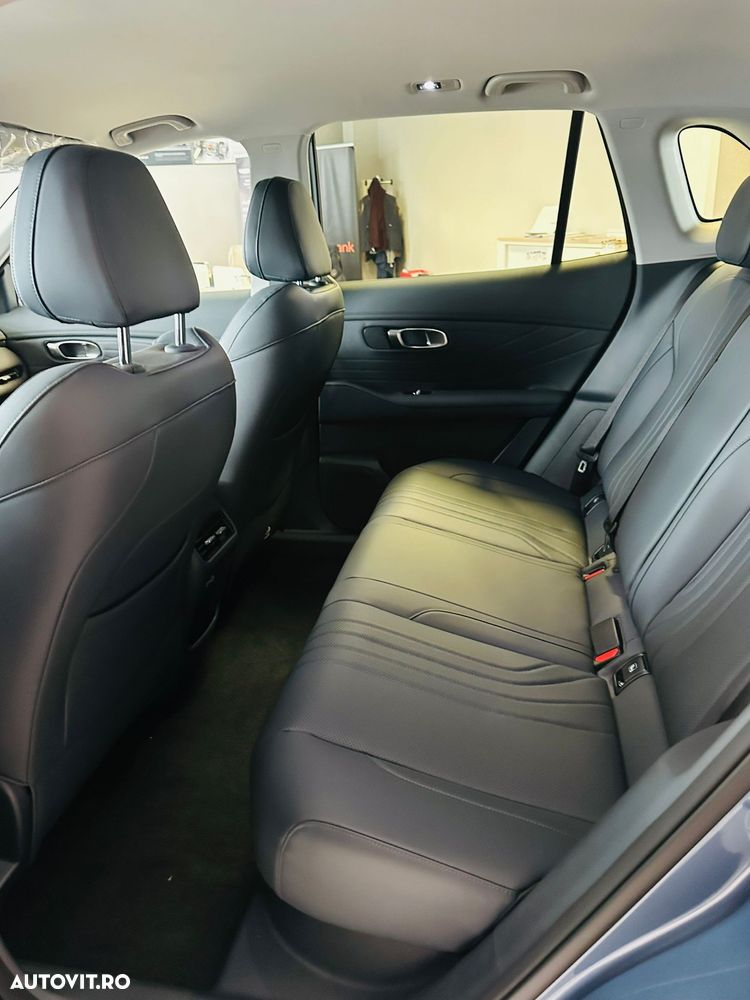 Geely Starray EM-i 1.5 1DHT PHEV Pro - 10