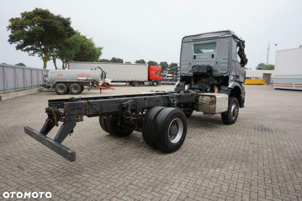 Mercedes-Benz Arocs 1843 4x4 podwozie - 2