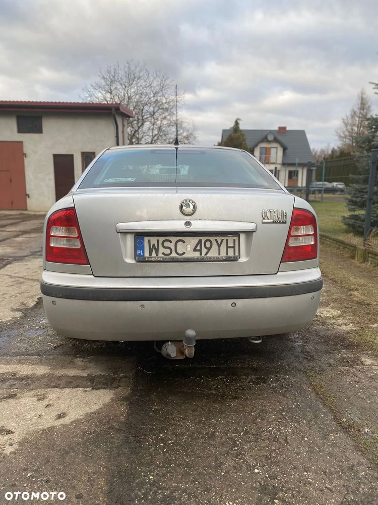 Skoda Octavia 1.6 Classic - 4