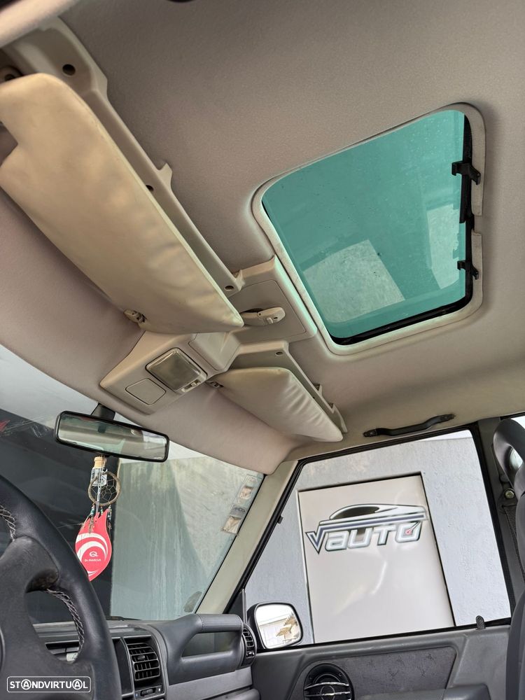 Land Rover Discovery 2.5 TDi - 25