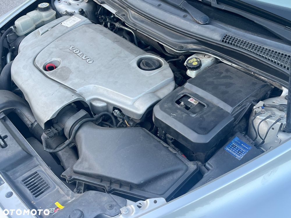 Volvo C70 2.4D5 Summum - 8