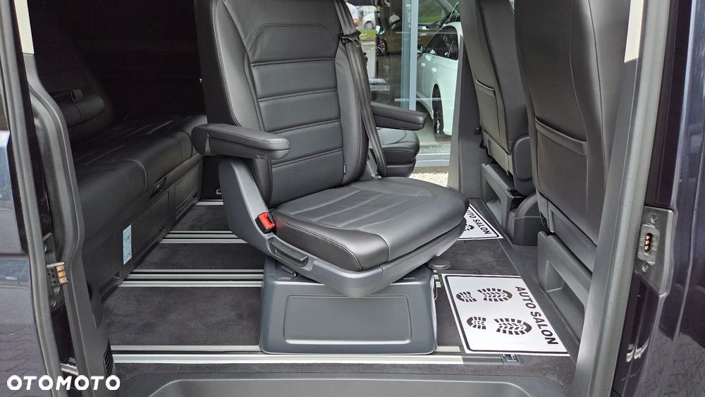 Volkswagen Multivan 2.0 TDI L1 Highline 4Motion DSG - 12