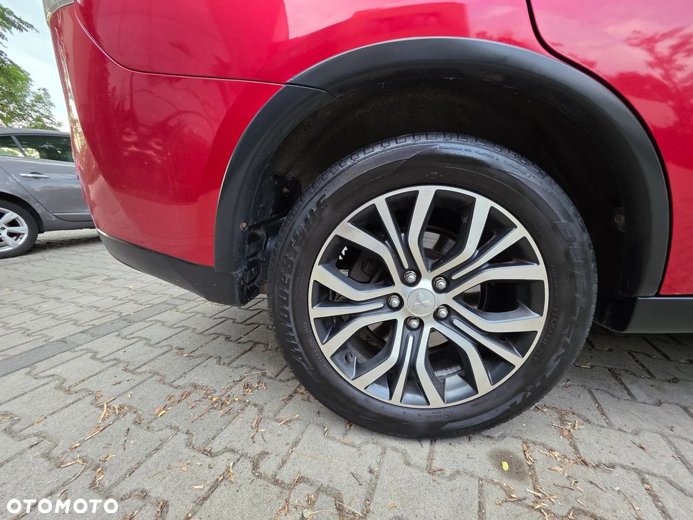 Mitsubishi Outlander 2.0 Intense + CVT - 26