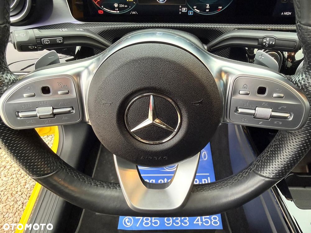 Mercedes-Benz Klasa A 200 7G-DCT AMG Line - 24