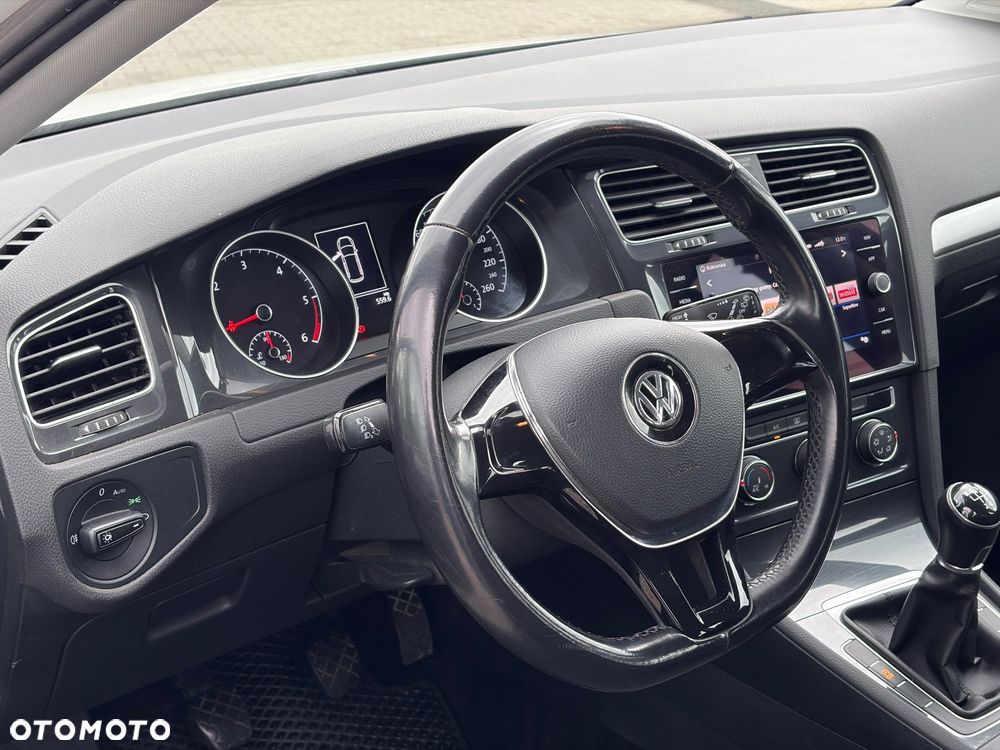 Volkswagen Golf 1.6 TDI BMT Trendline - 23