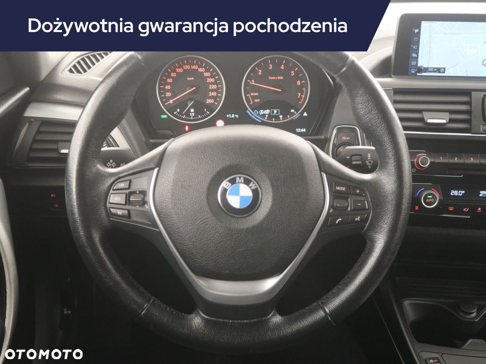 BMW Seria 1 - 17