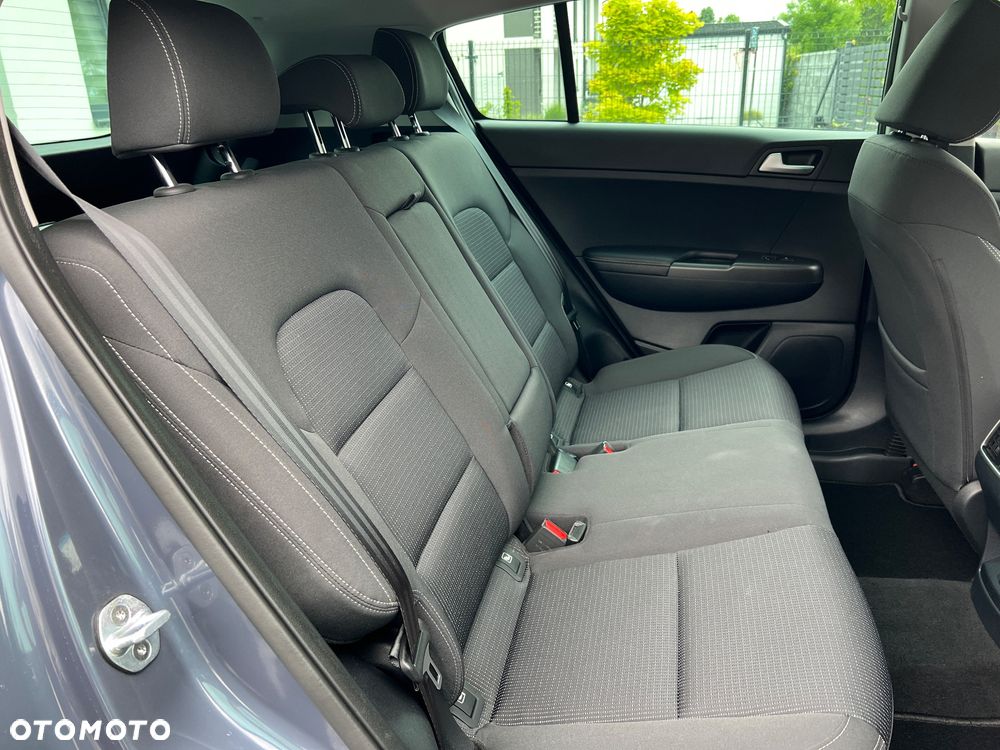 Kia Sportage 1.7 CRDI 2WD ISG Dream-Team Edition - 19
