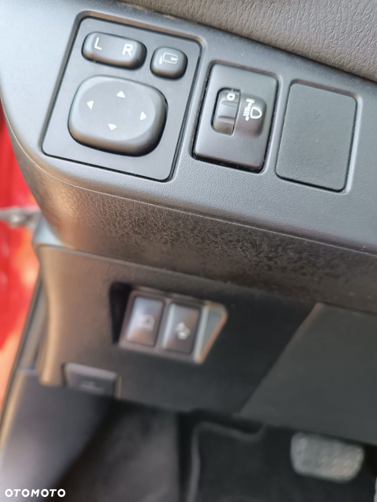 Toyota Yaris 1.33 Selection Platinum MS - 11