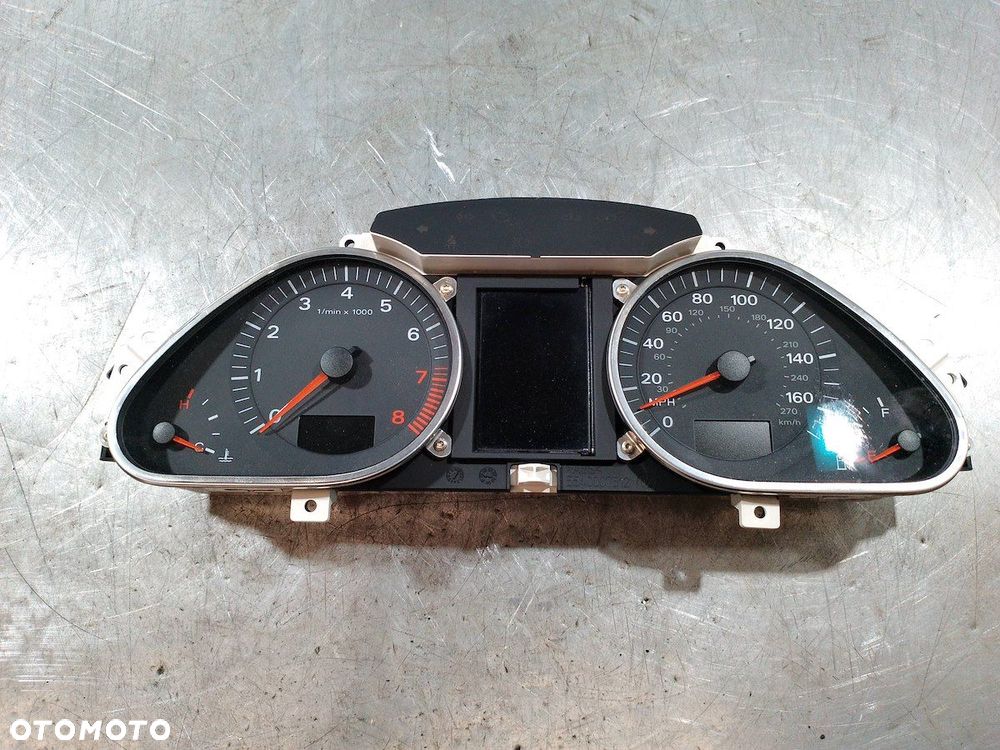 LICZNIK AUDI A6 C6 4F0920950M 5550007301 3.2 FSI - 1