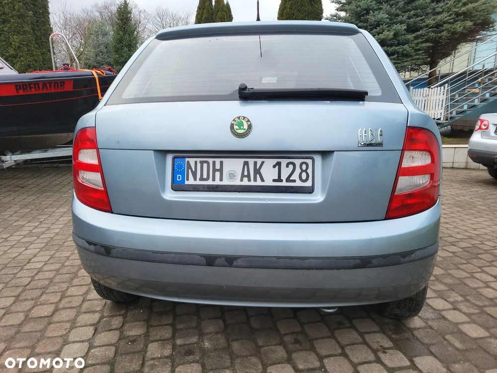 Skoda Fabia 1.4 16V Style Edition - 17