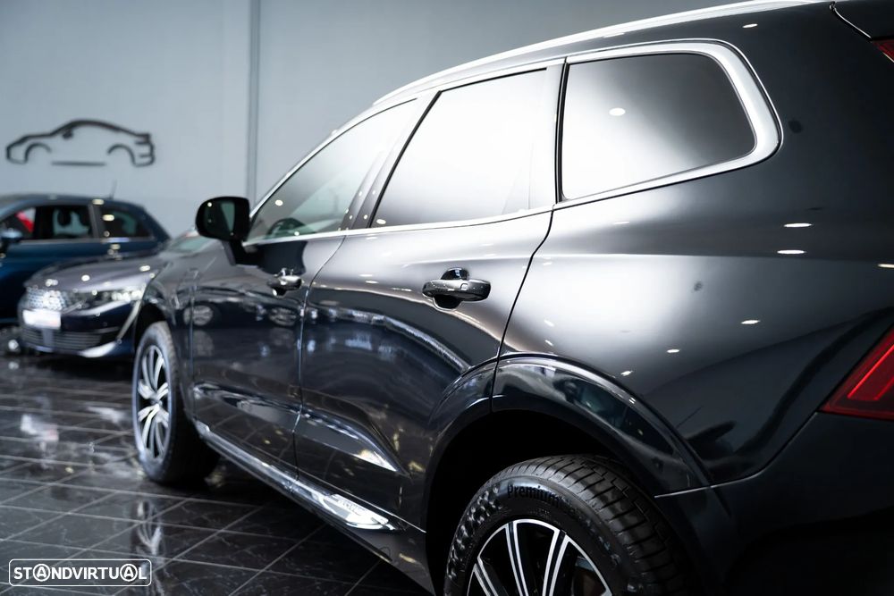 Volvo XC 60 2.0 T8 PHEV Momentum Plus AWD - 11