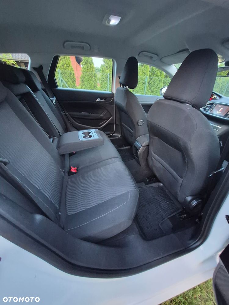 Peugeot 308 1.6 BlueHDi Active S&S - 16