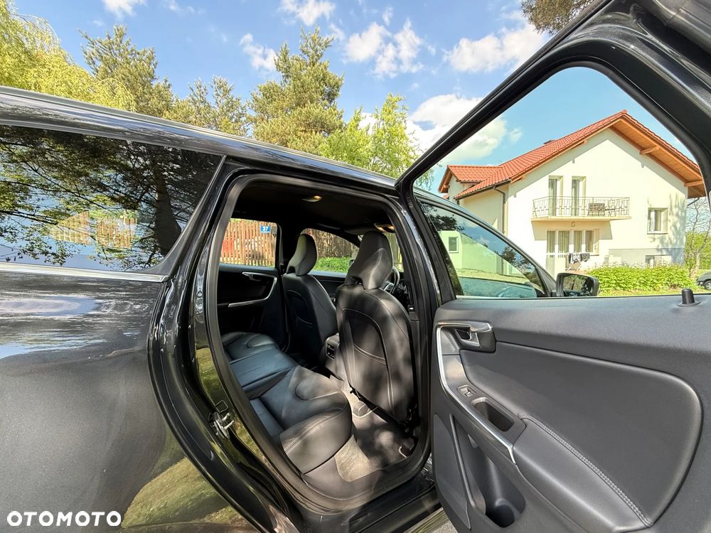 Volvo XC 60 D4 Geartronic Summum - 30
