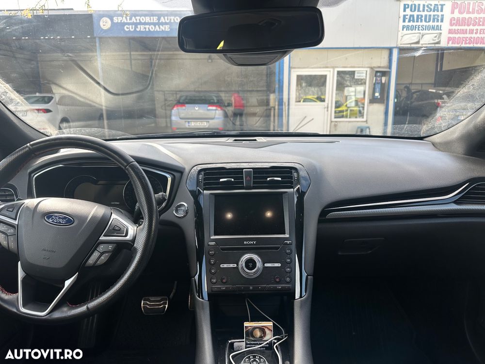 Ford Mondeo 2.0 TDCI Aut. ST Line High - 12