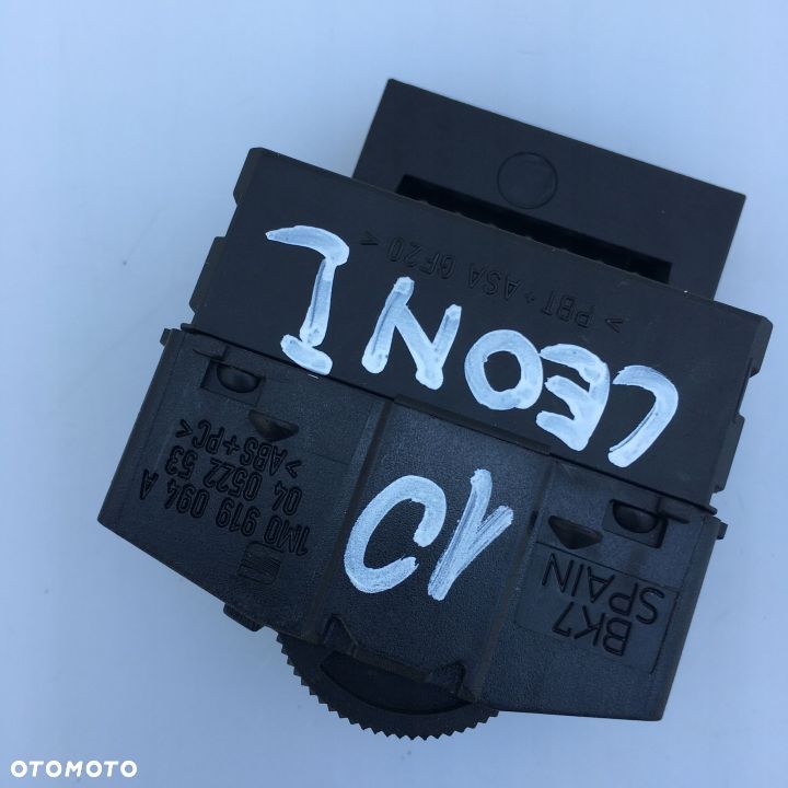 PRZEŁĄCZNIK REGULACJI ŚWIATEŁ SEAT LEON 1M0919094A - 3