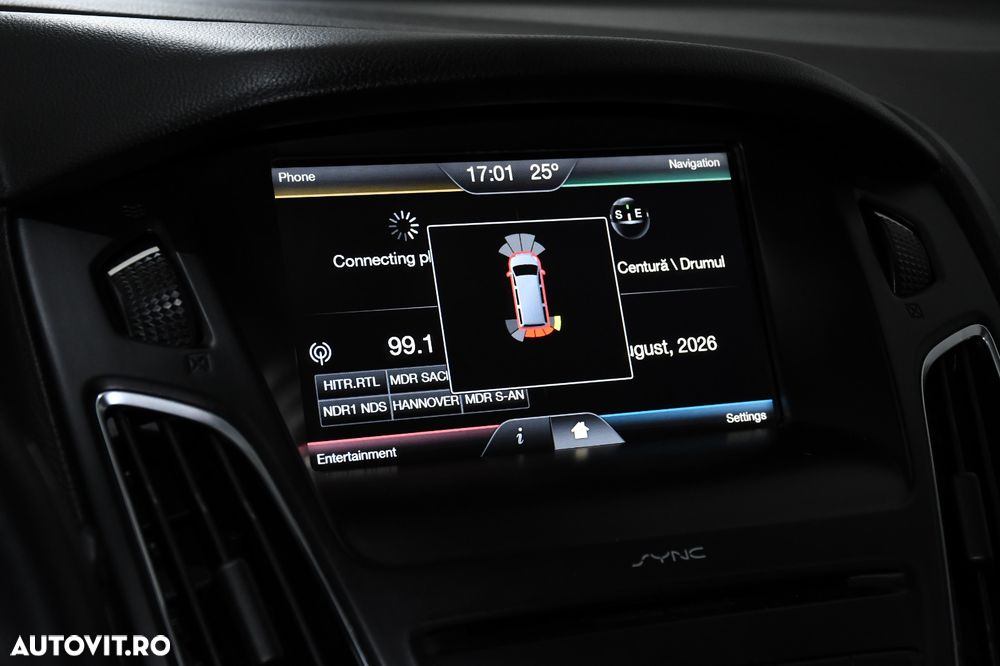 Ford Focus 1.5 EcoBoost Start-Stopp-System Business Edition - 16