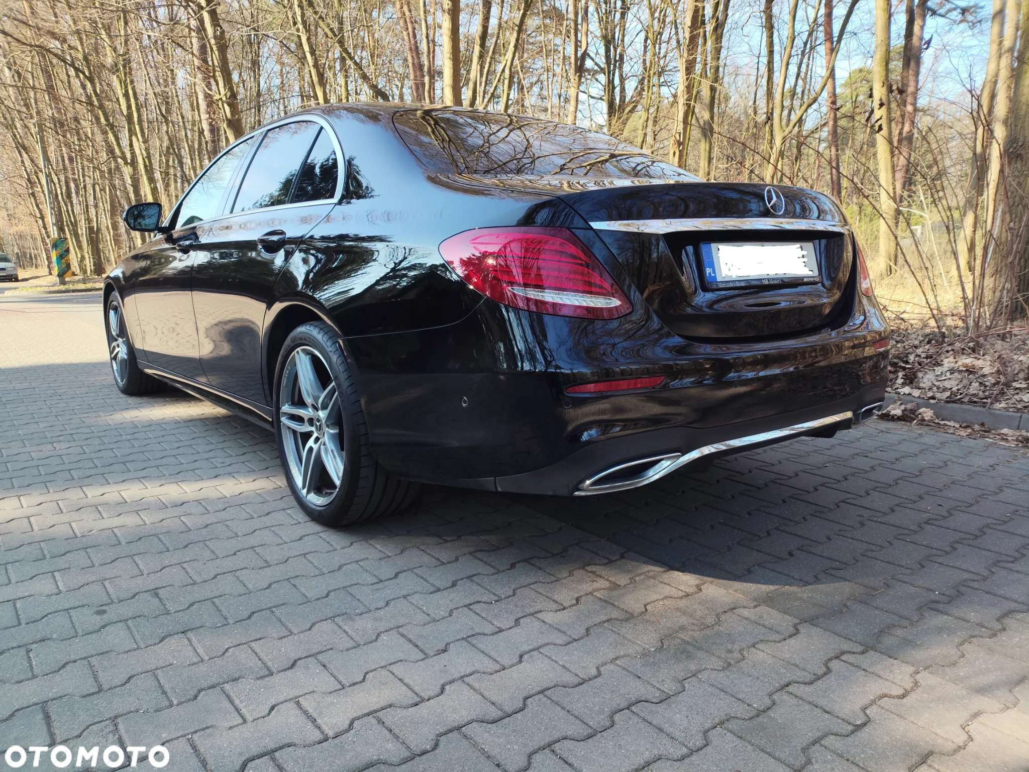 Mercedes-Benz Klasa E 220 d 4-Matic Business Edition 9G-TRONIC - 11