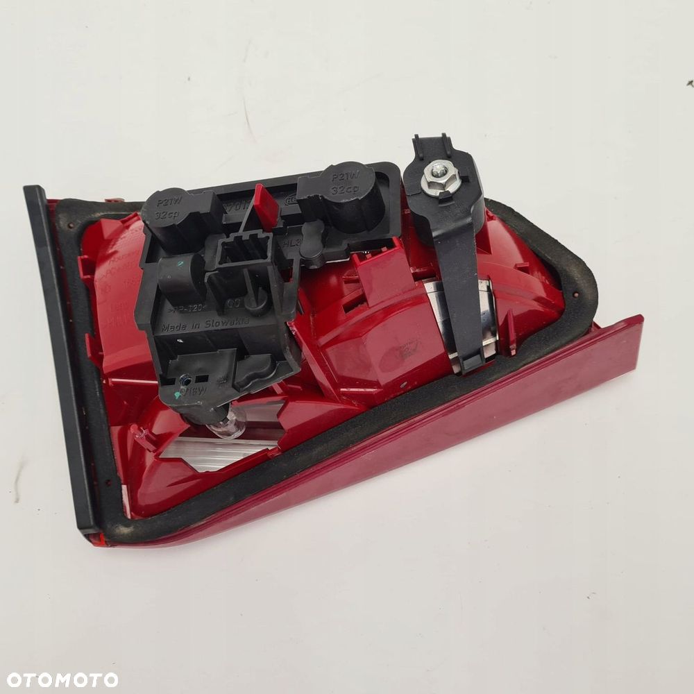 lampa prawy tył audi a4 b8 sedan w klape - 3