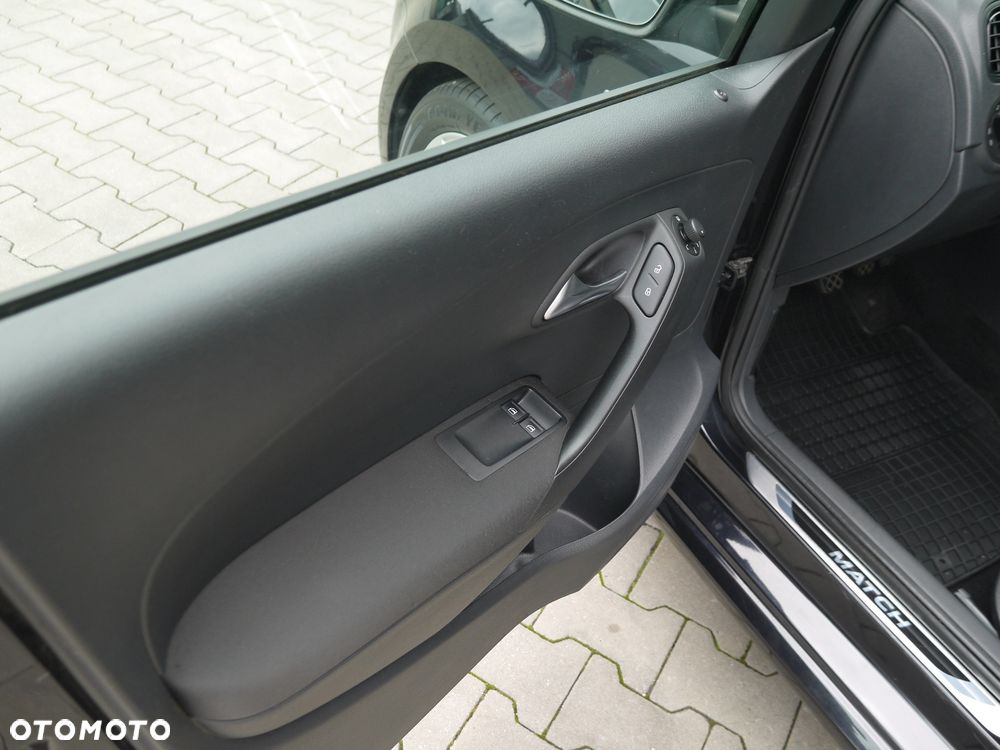 Volkswagen Polo 1.2 MATCH - 9