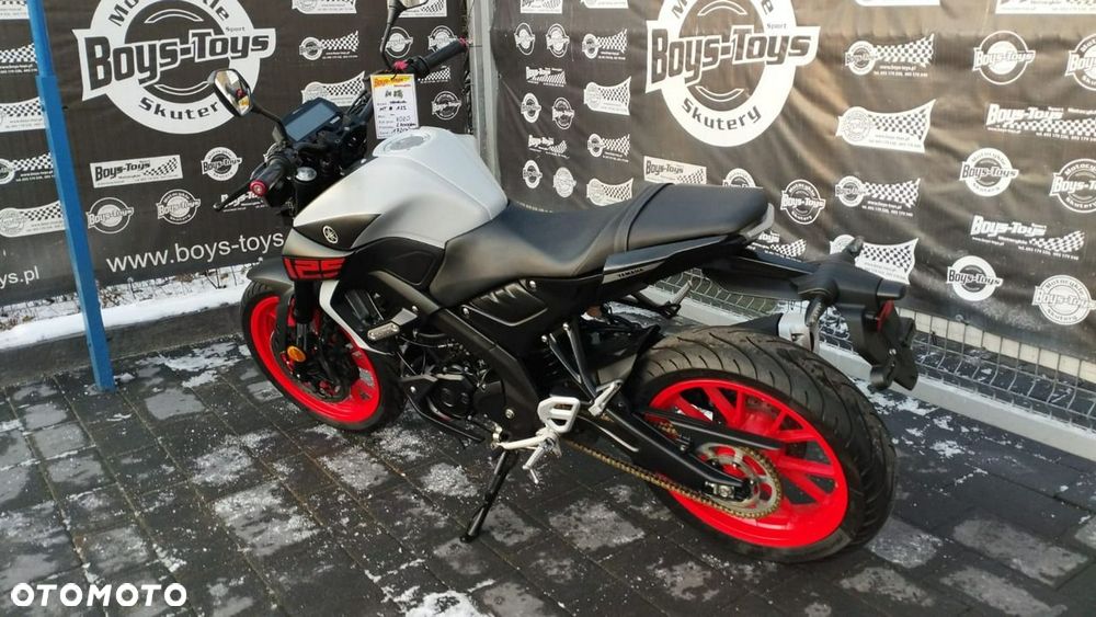 Yamaha MT - 9