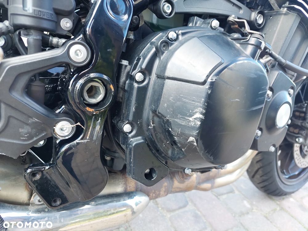 Kawasaki Z 900 RS - 8