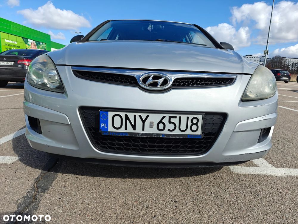 Hyundai i30 1.4 Base - 11