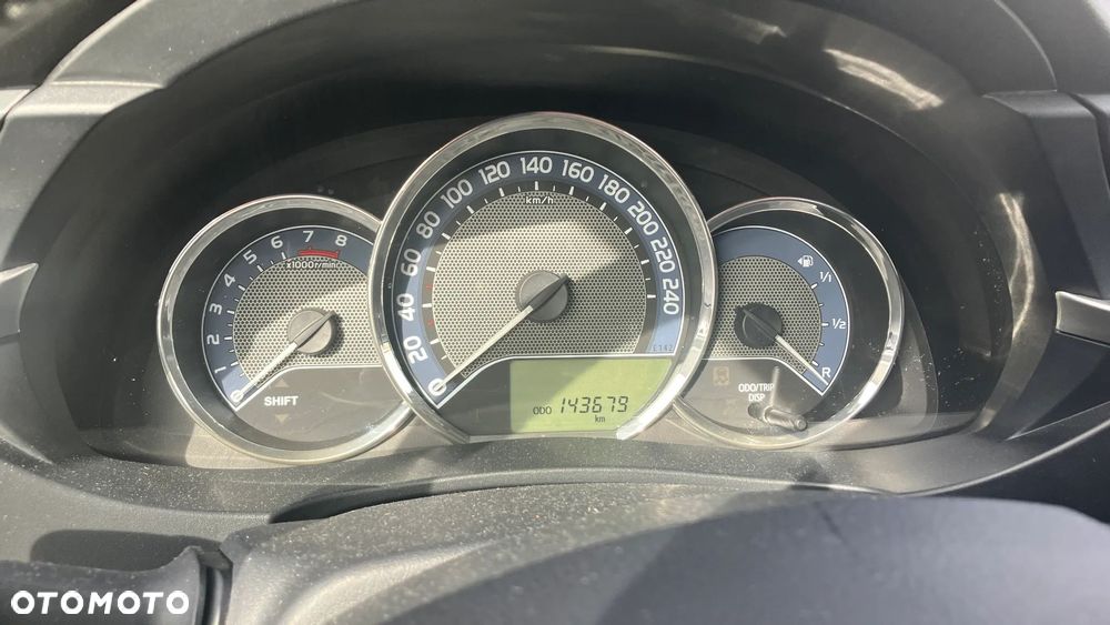 Toyota Corolla - 5