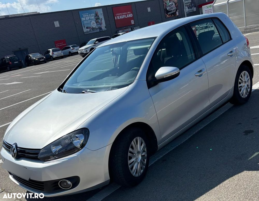 Volkswagen Golf 1.2 TSI Trendline DSG - 2