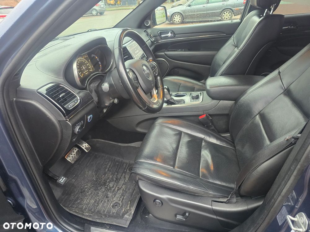 Jeep Grand Cherokee 5.7 V8 HEMI Overland Summit - 8