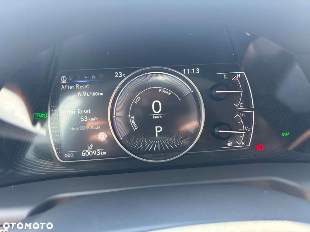 Lexus ES 300h Business Edition - 38