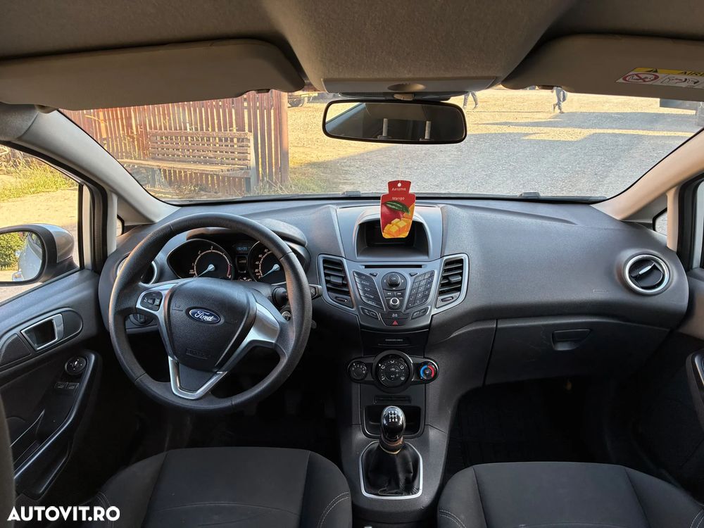 Ford Fiesta - 22