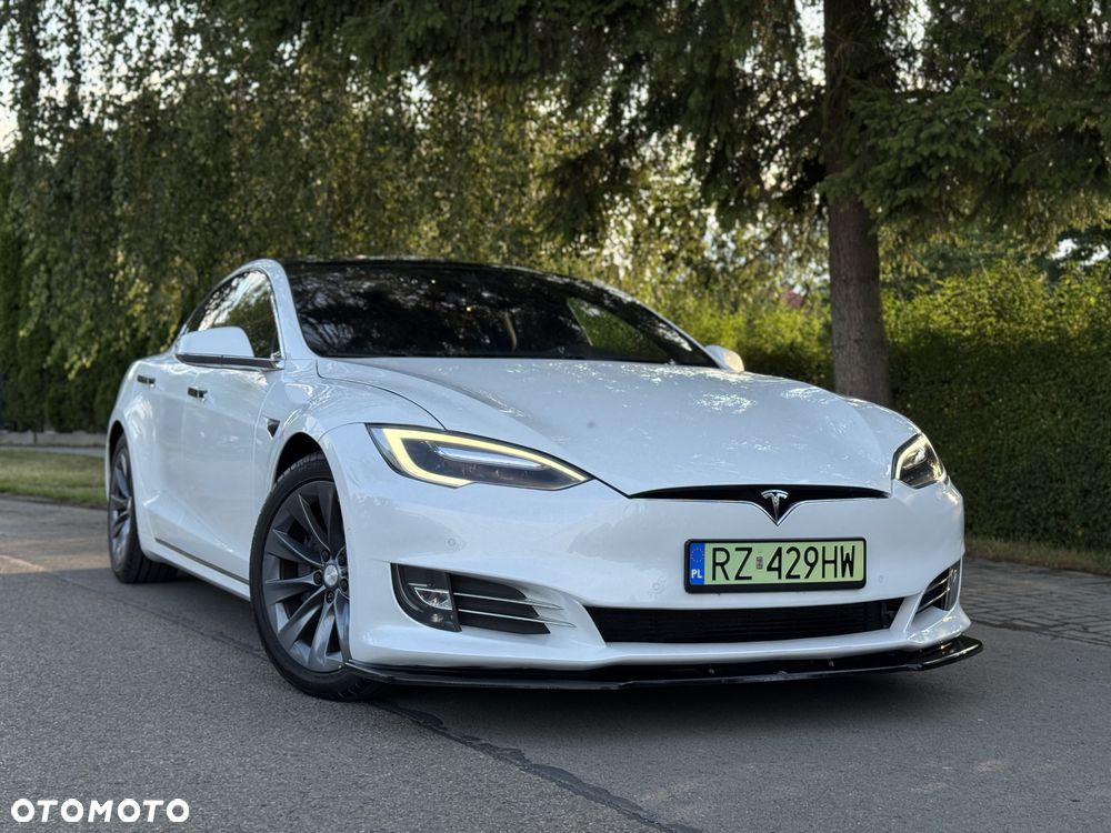 Tesla Model S Long Range Plus - 1
