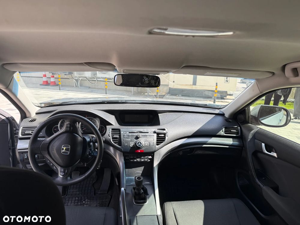 Honda Accord 2.0 Elegance - 12