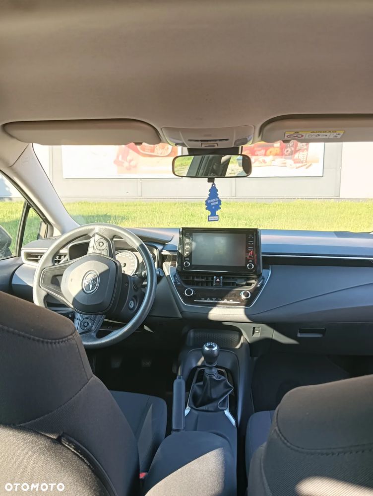 Toyota Corolla 1.6 Comfort - 9