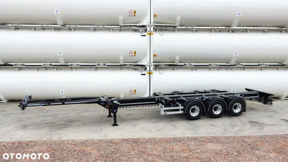 Lag multifunkcyjna naczepa podkontenerowa ADR - 5