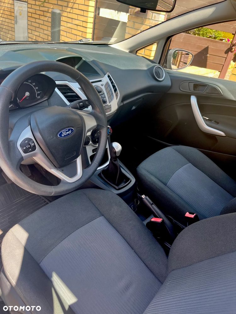 Ford Fiesta 1.25 Trend EU5 - 9