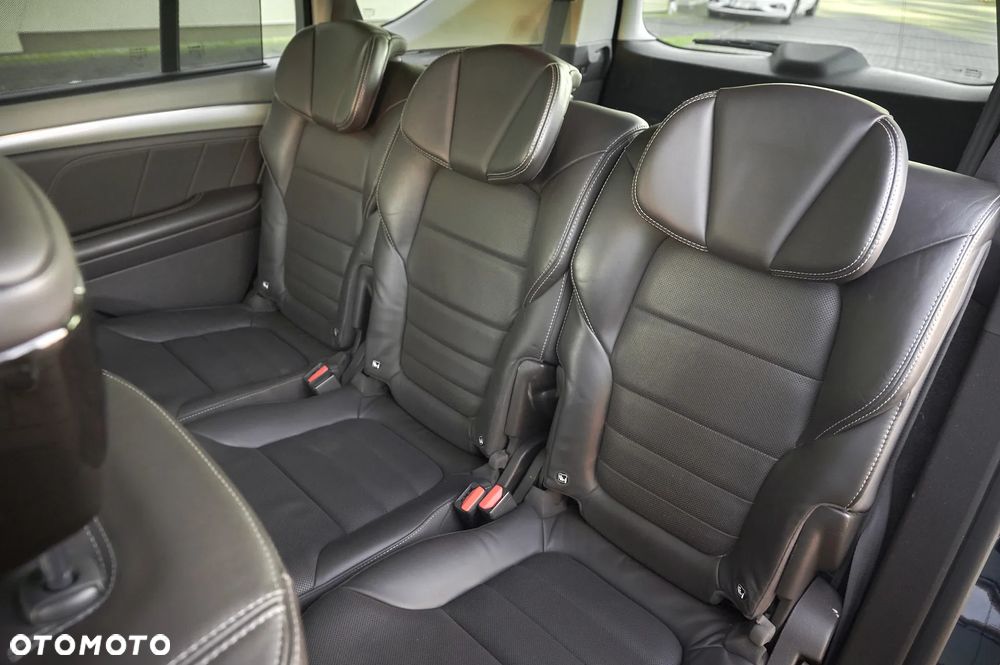 Renault Espace 1.6 dCi Energy Initiale Paris EDC 7os - 21