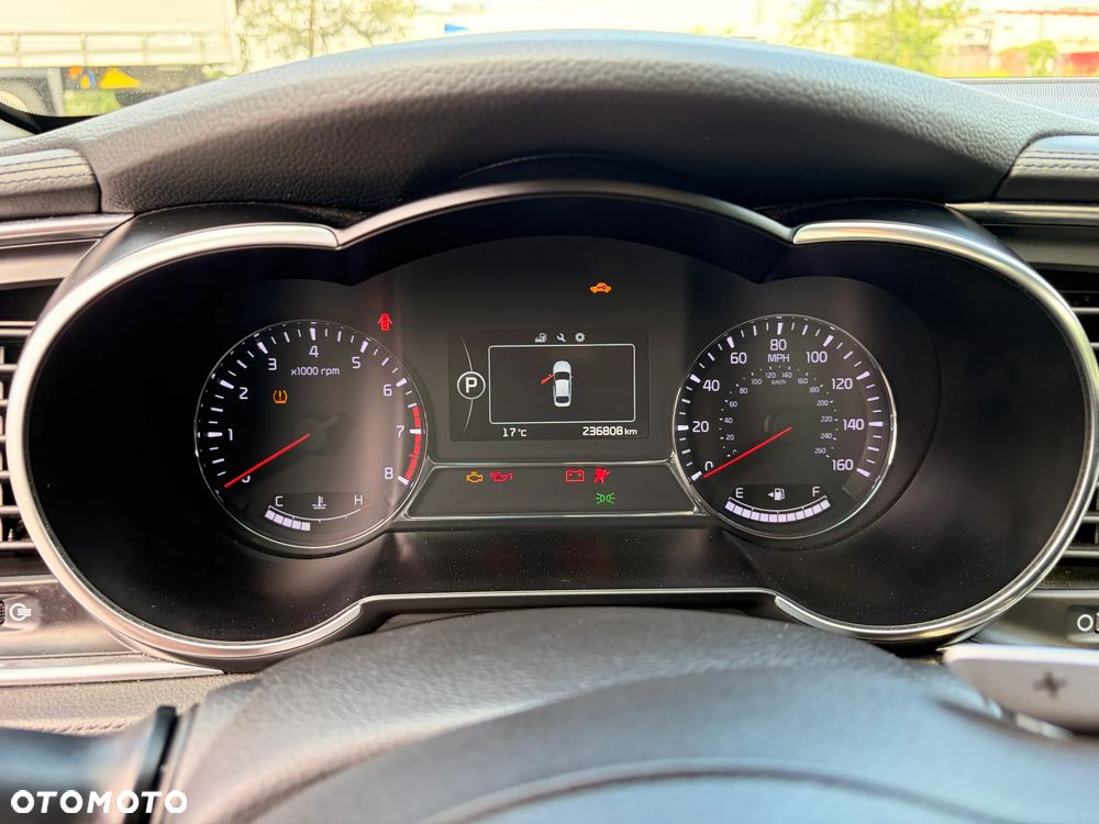 Kia Optima - 9