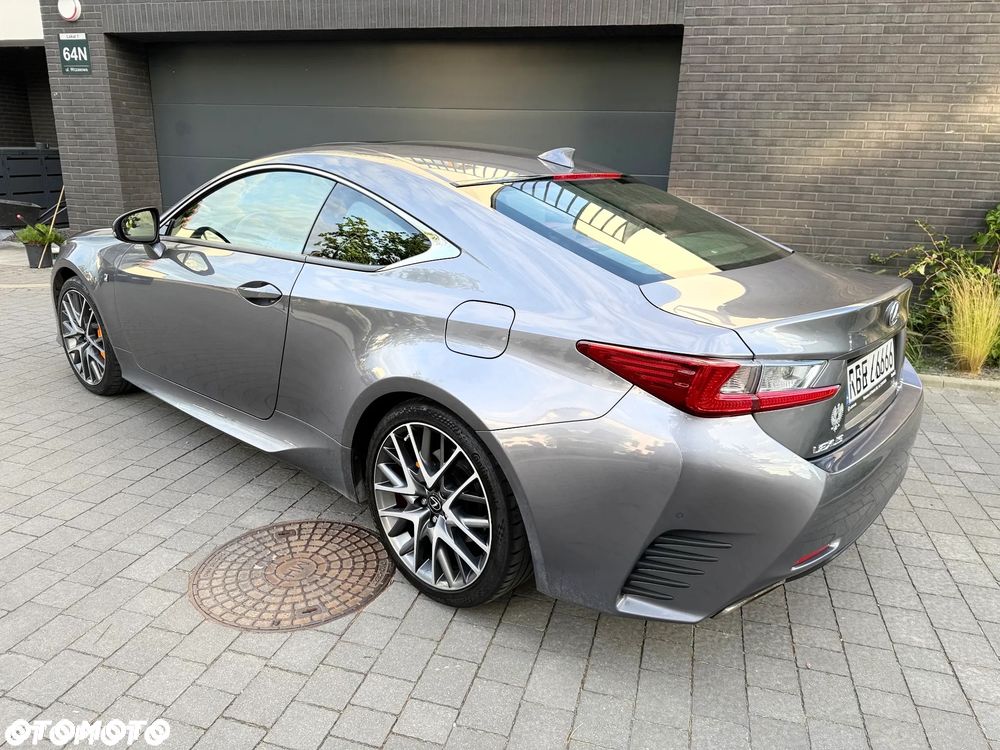 Lexus RC