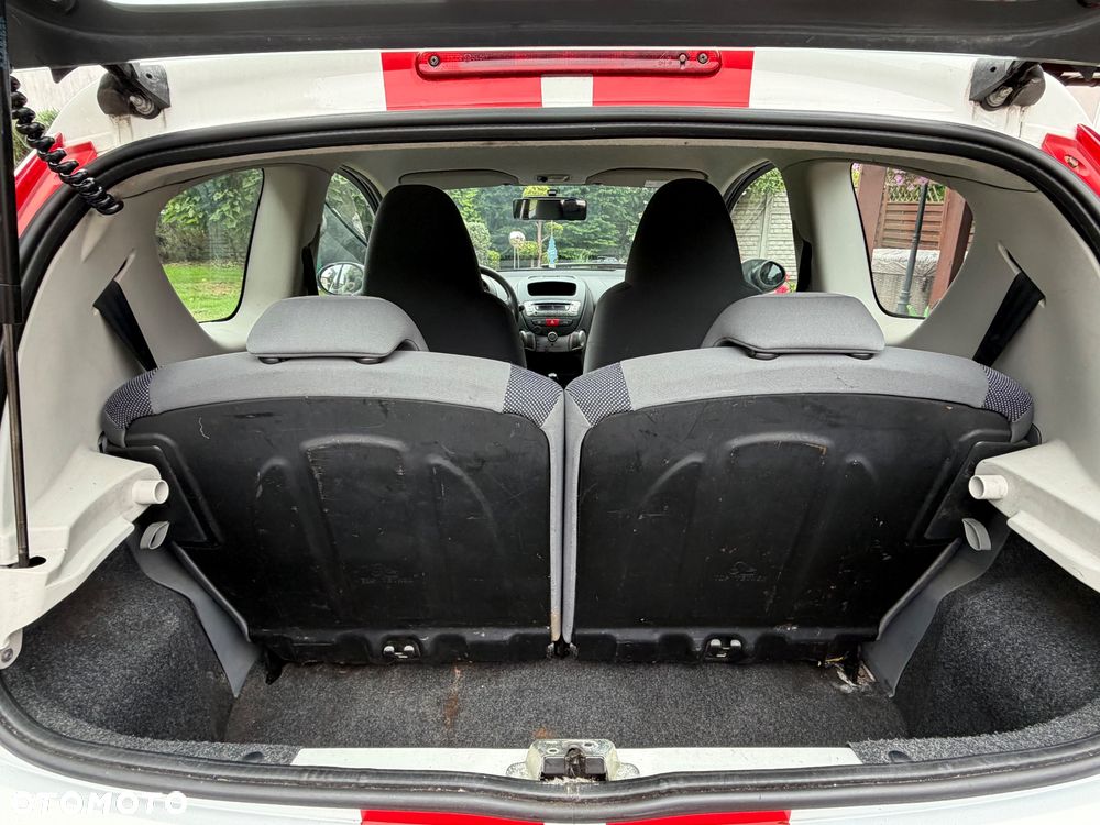 Peugeot 107 - 18