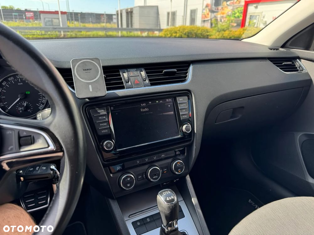 Skoda Octavia 2.0 TDI 4x4 Edition DSG - 8